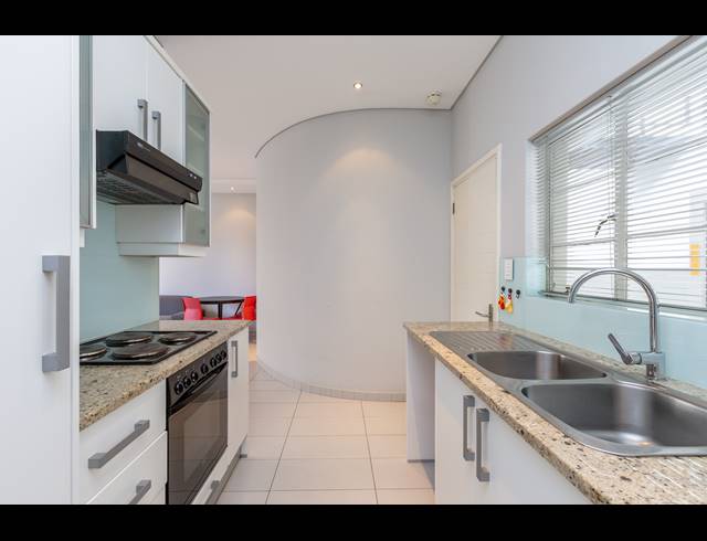 1 BEDROOM APARTMENT TO LET IN CAPE TOWN CITY CENTRE
